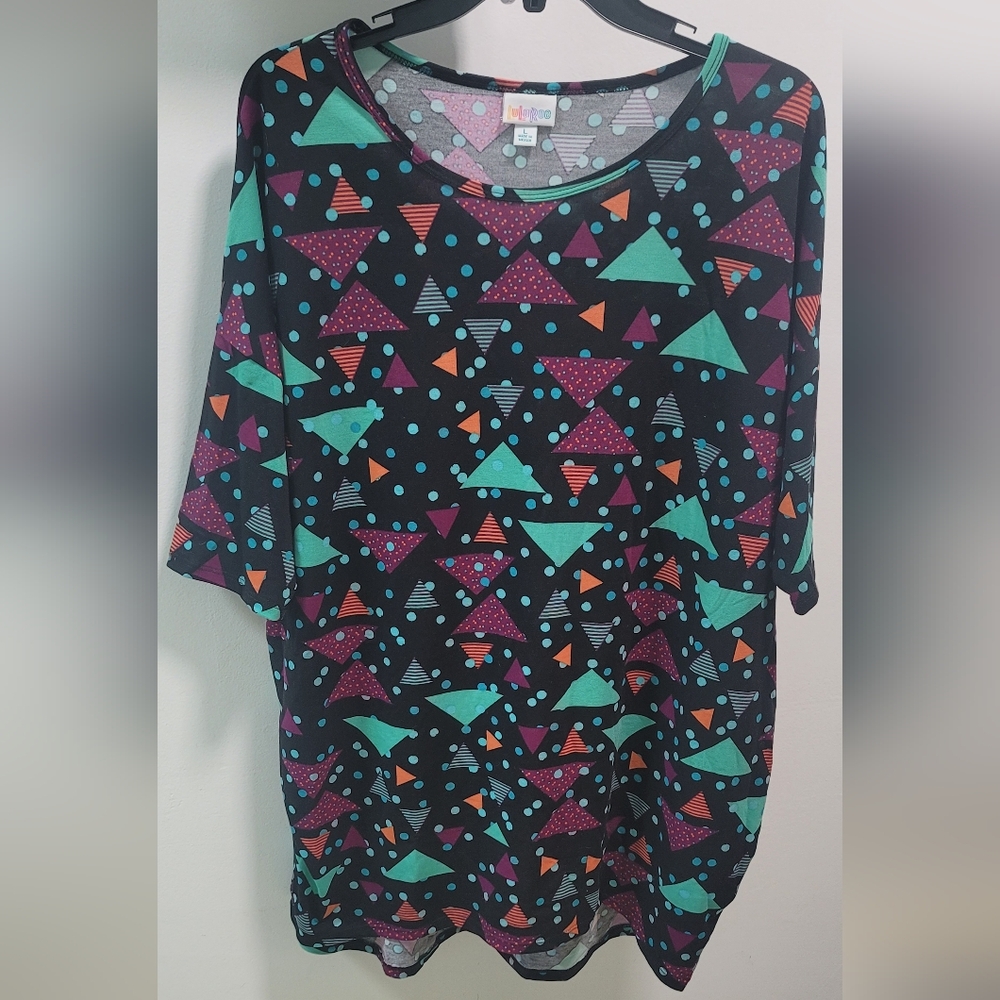3/$15 Lularoe "Irma" Hi-Low Shirt - Black Background (L)